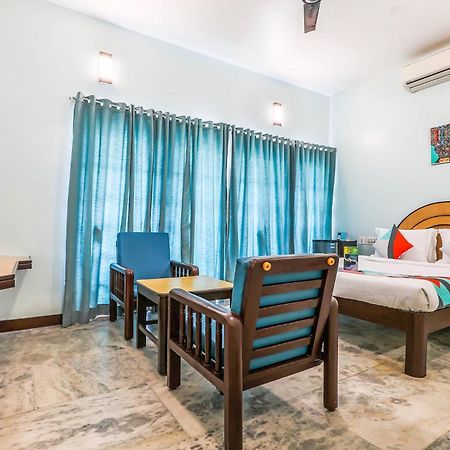 Fabexpress Santhi Inn - 500 Meters From Promenade Beach Pondicherry Exterior foto